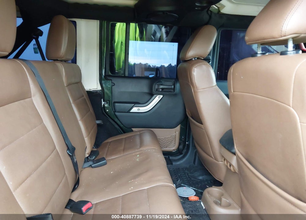 2011 JEEP WRANGLER UNLIMITED SAHARA VIN: 1J4BA5H11BL532739