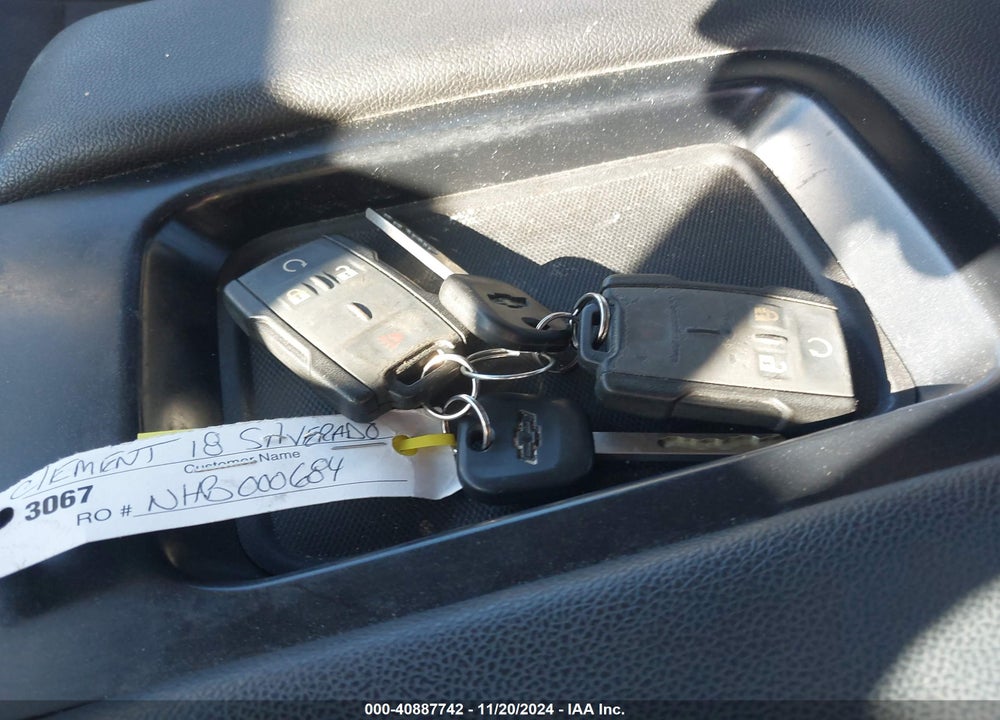 2018 CHEVROLET SILVERADO 1500 VIN: 1GCVKREC7JZ312790