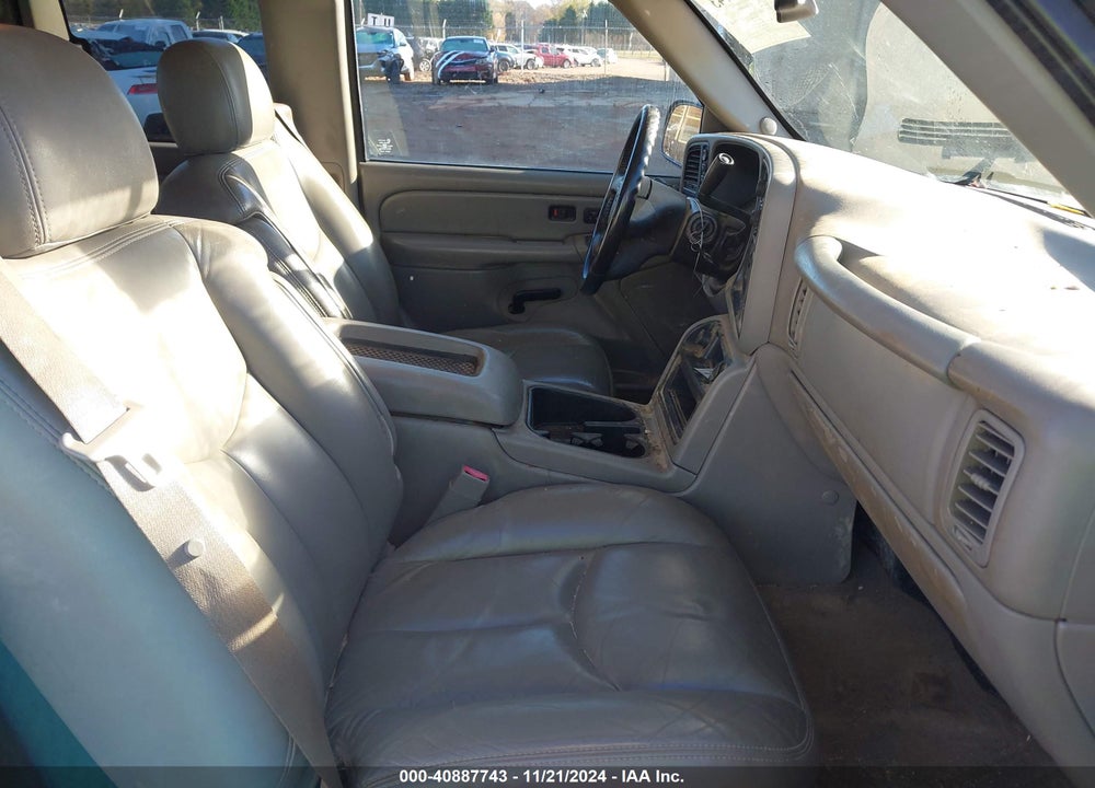 2005 GMC SIERRA 1500 SLT VIN: 2GTEK19B951268860