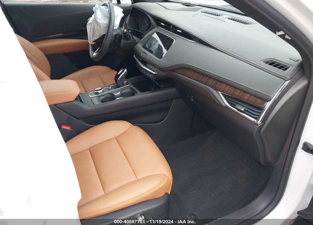2023 CADILLAC XT4 AWD PREMIUM LUXURY VIN: 1GYFZDR45PF201925