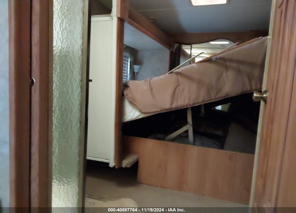 2008 JAYCO EAGLE 299RLS VIN: 1UJCJ02P7B1LJ0057