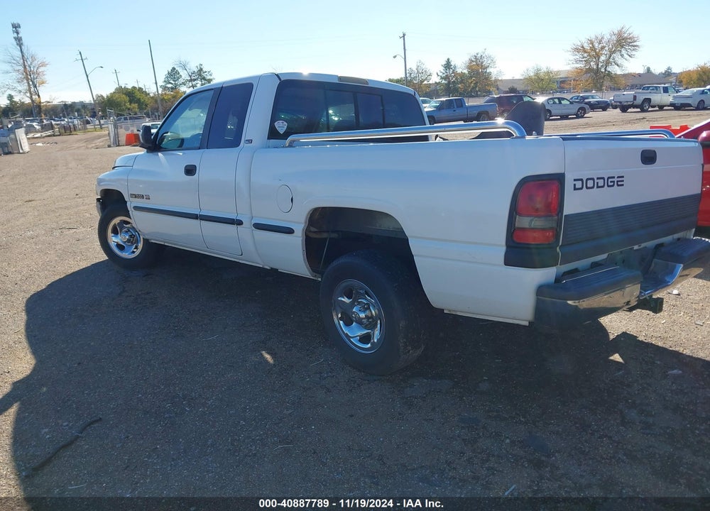 1998 DODGE RAM 1500 ST VIN: 1B7HC13Y8WJ211774