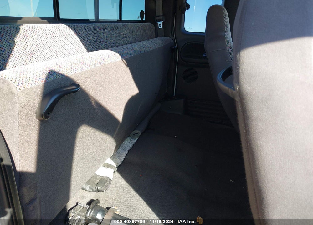 1998 DODGE RAM 1500 ST VIN: 1B7HC13Y8WJ211774