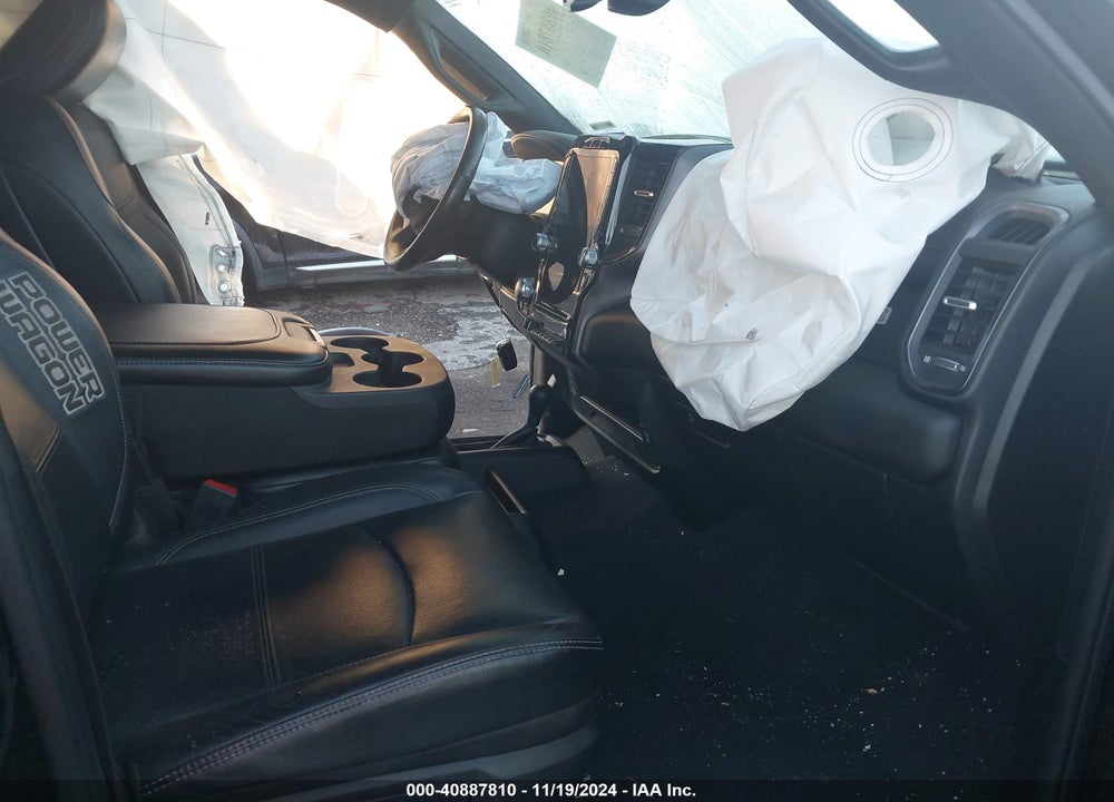 2021 RAM 2500 VIN: 3C6TR5EJ3MG620335