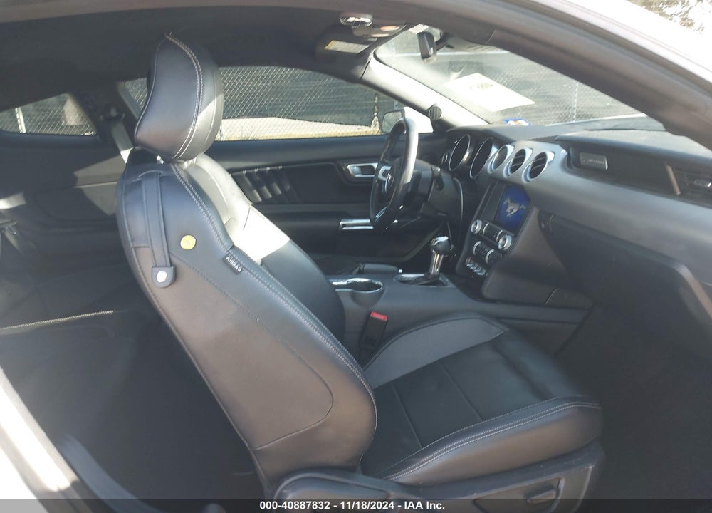 2022 FORD MUSTANG VIN: 1FA6P8TH8N5106525