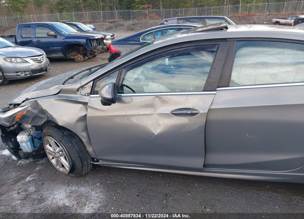 2017 CHEVROLET CRUZE VIN: 1G1BE5SM1H7203854