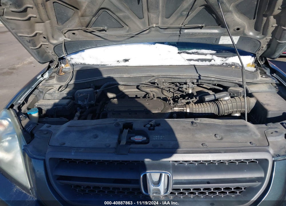 2005 HONDA PILOT EX-L VIN: 2HKYF18645H512600