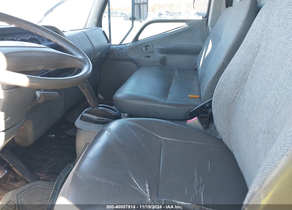 2001 MITSUBISHI FUSO TRUCK FE 639 VIN: JW6AAF1H71L004765