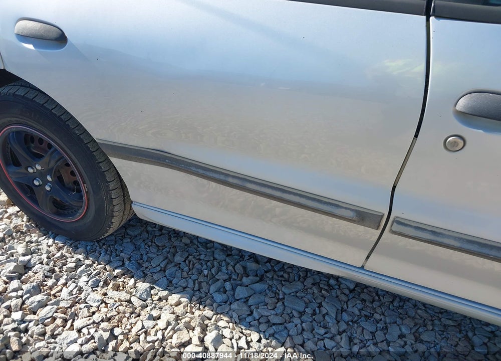 2002 PONTIAC SUNFIRE SE VIN: 1G2JB524827117030