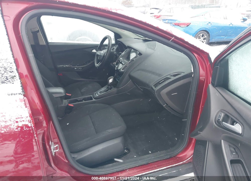 2017 FORD FOCUS SEL VIN: 1FADP3H29HL222170
