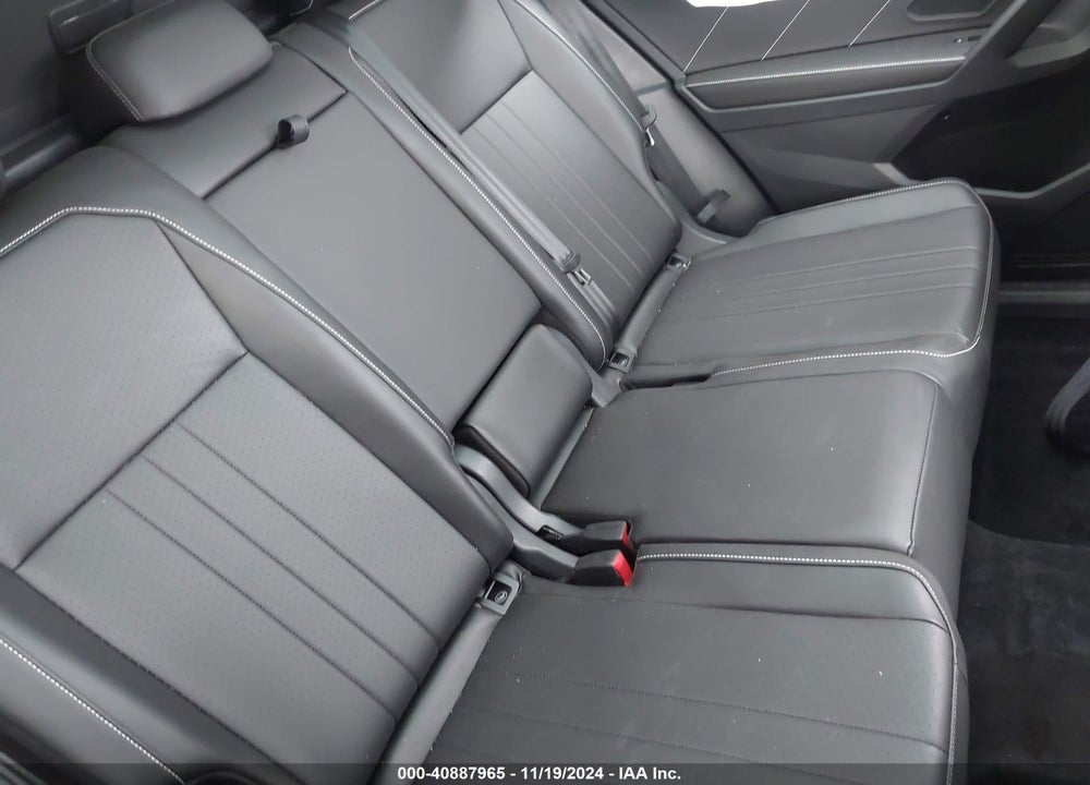 2024 VOLKSWAGEN TIGUAN 2.0T SE/WOLFSBURG EDITION VIN: 3VVMB7AXXRM067202