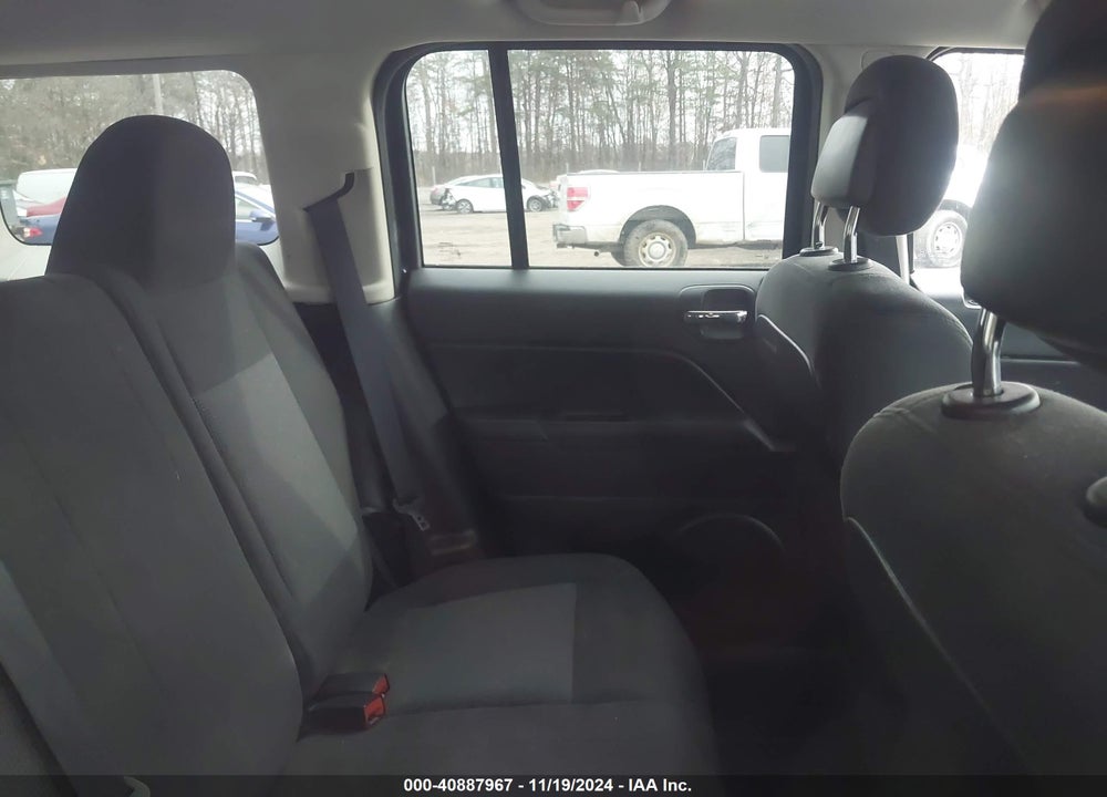2015 JEEP PATRIOT LATITUDE VIN: 1C4NJPFB5FD343828