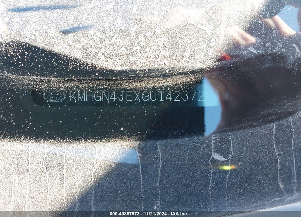 2016 HYUNDAI GENESIS 3.8 VIN: KMHGN4JEXGU142372