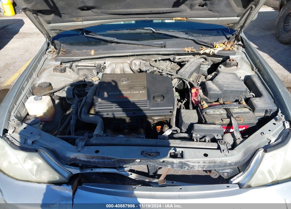 2002 TOYOTA AVALON XL VIN: 4T1BF28B22U222345