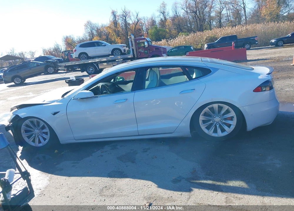 2020 TESLA MODEL S VIN: 5YJSA1E43LF355354
