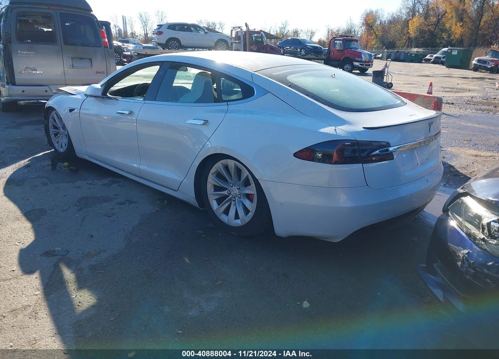 2020 TESLA MODEL S VIN: 5YJSA1E43LF355354