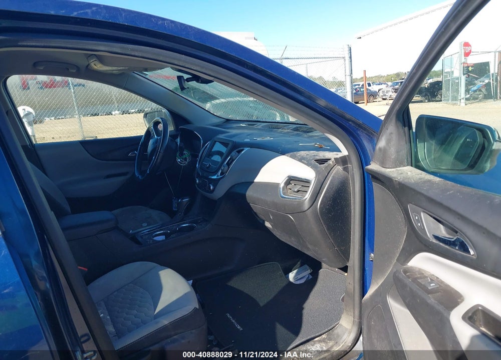 2019 CHEVROLET EQUINOX LT VIN: 2GNAXJEV3K6157274