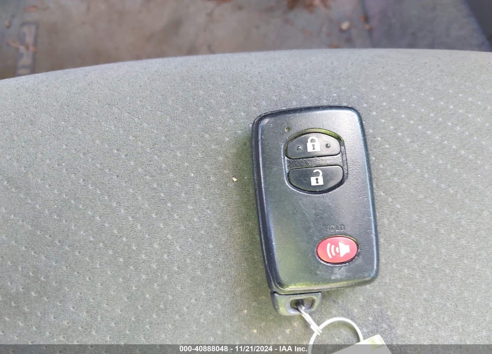 2010 TOYOTA PRIUS II VIN: JTDKN3DUXA1308068