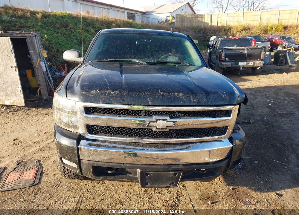 2007 CHEVROLET SILVERADO 1500 LT1 VIN: 1GCEK14027Z651877