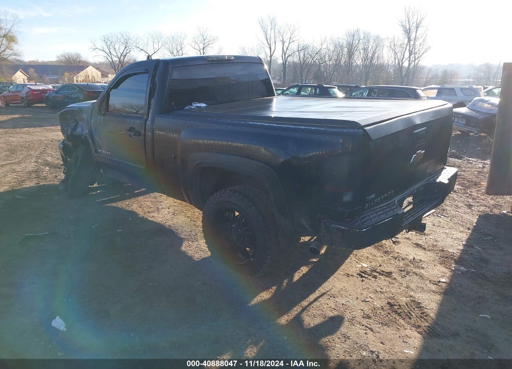 2007 CHEVROLET SILVERADO 1500 LT1 VIN: 1GCEK14027Z651877