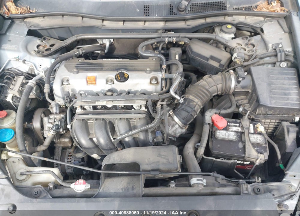 2011 HONDA ACCORD 2.4 EX VIN: 1HGCP2F70BA021289