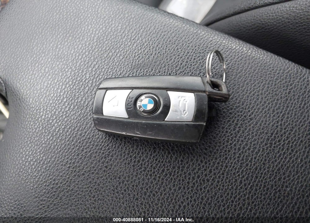 2008 BMW 328XI VIN: WBAVC93518K044546