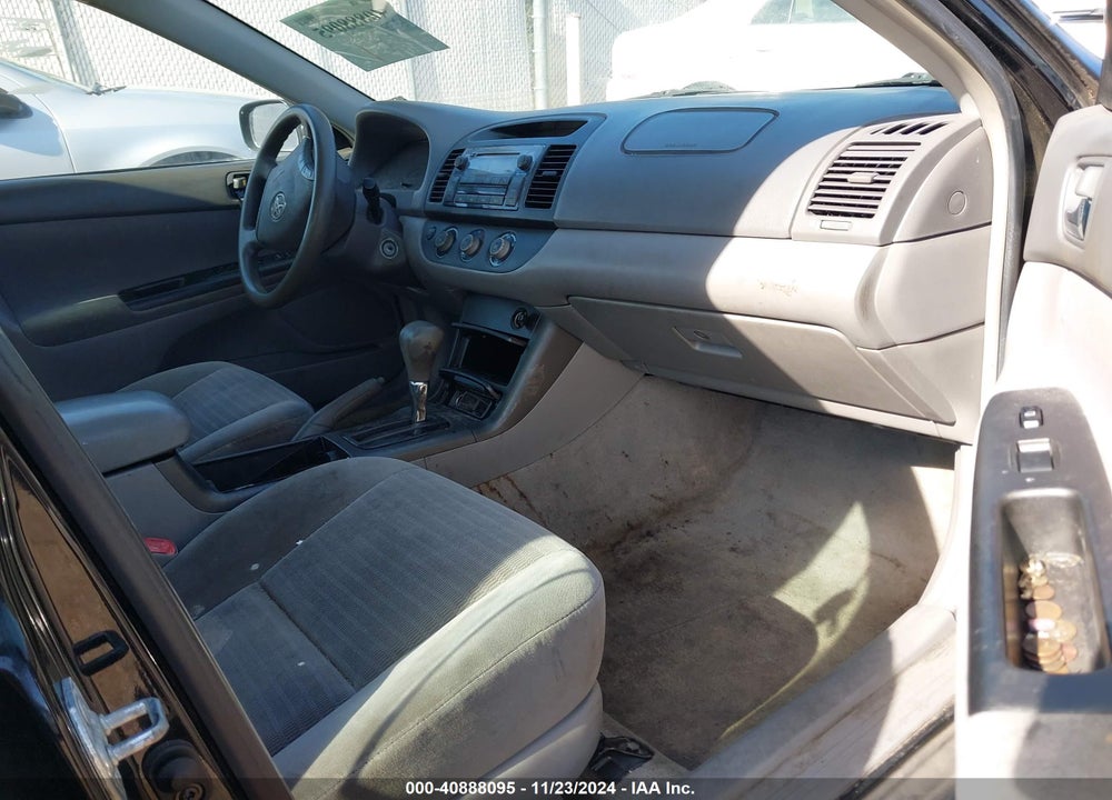2005 TOYOTA CAMRY LE VIN: 4T1BE32KX5U401917