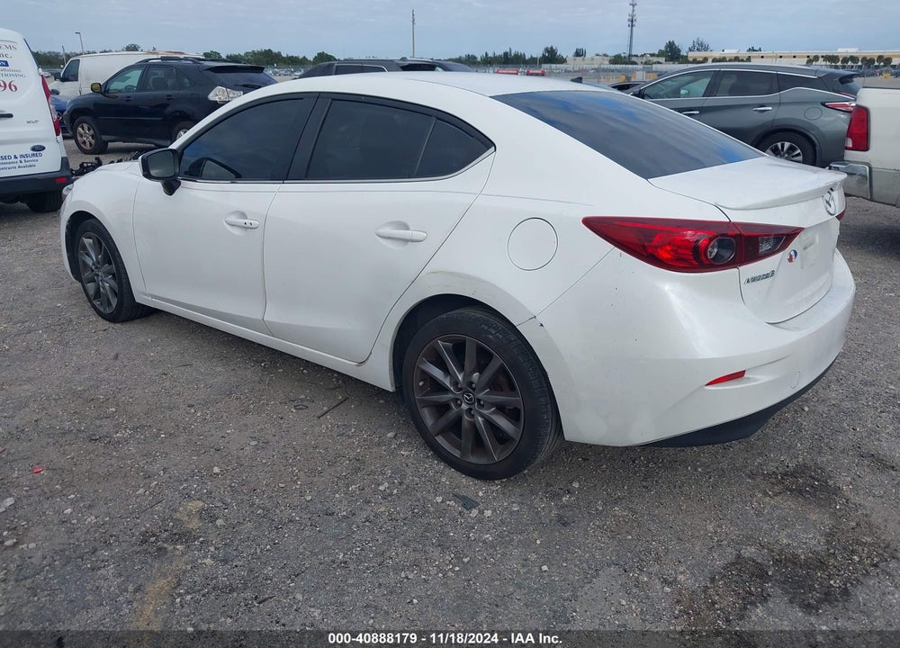 2018 MAZDA 3 TOURING VIN: 3MZBN1V39JM215732