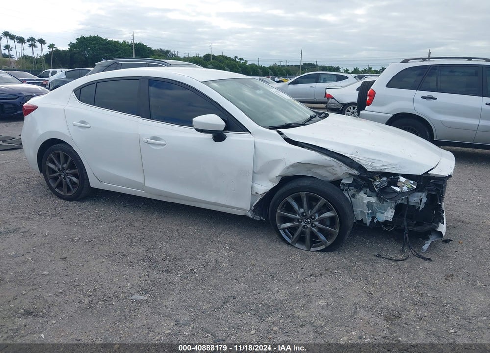 2018 MAZDA 3 TOURING VIN: 3MZBN1V39JM215732