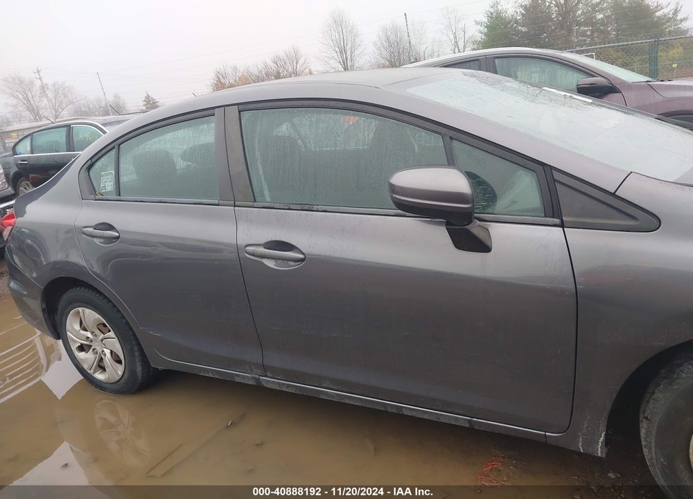 2014 HONDA CIVIC LX VIN: 19XFB2F57EE206224
