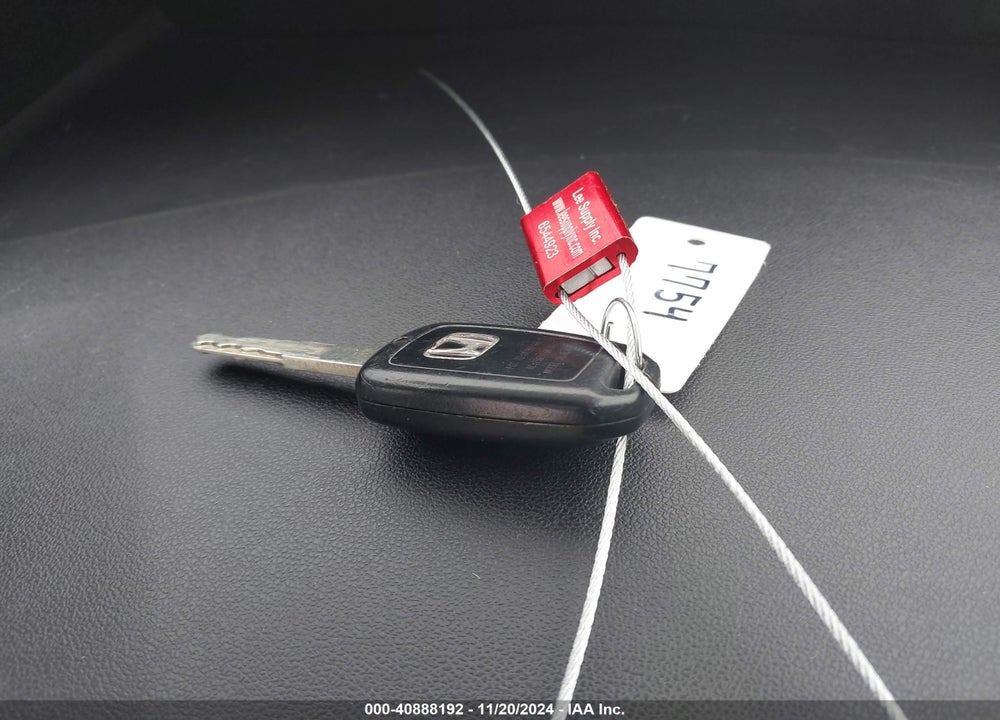 2014 HONDA CIVIC LX VIN: 19XFB2F57EE206224