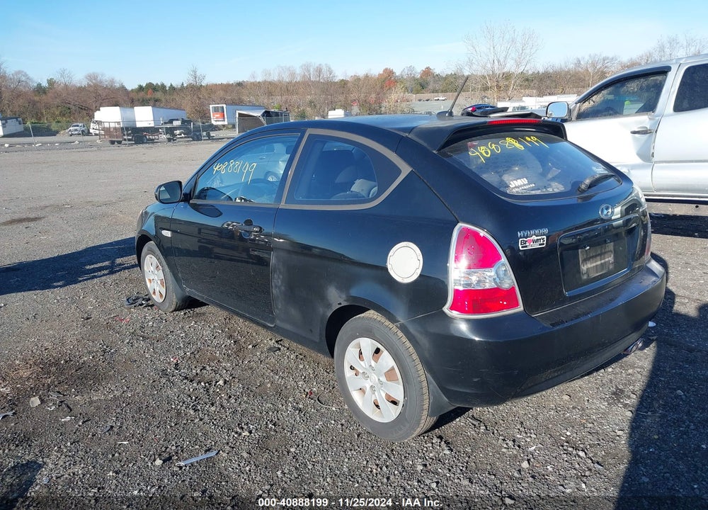 2011 HYUNDAI ACCENT GS VIN: KMHCM3AC1BU202400