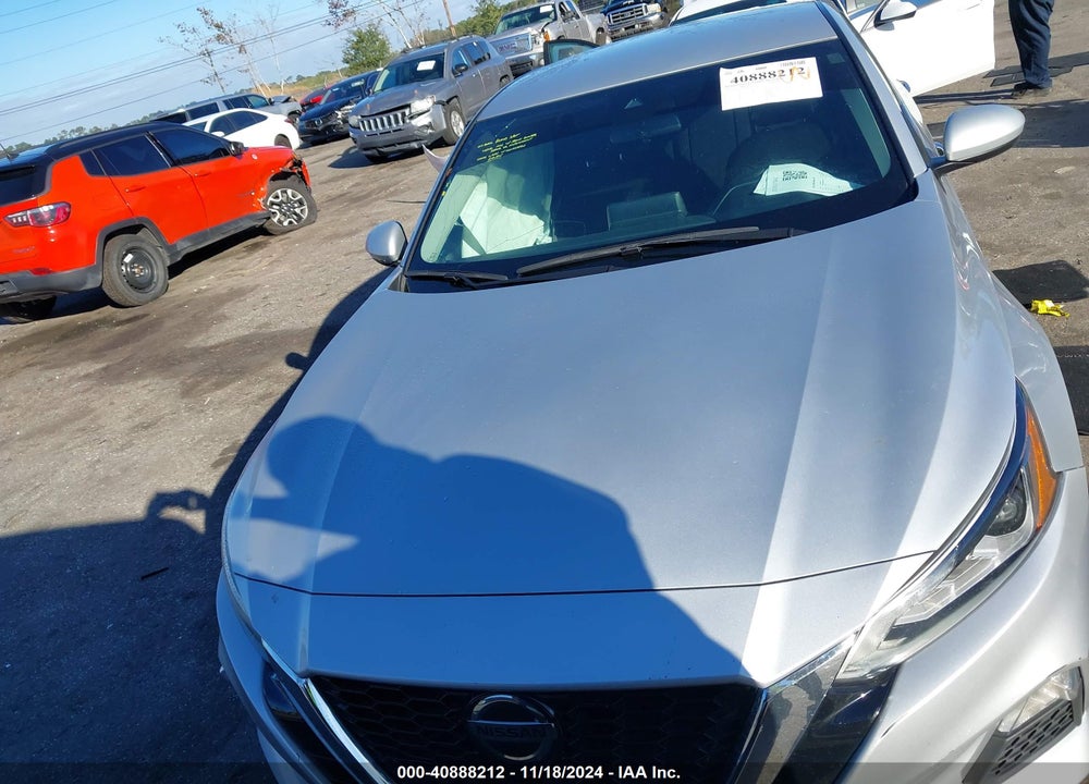 2021 NISSAN ALTIMA SV FWD VIN: 1N4BL4DV0MN381442