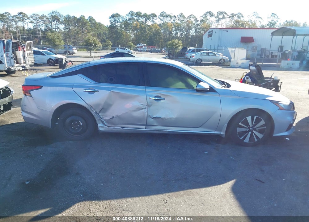 2021 NISSAN ALTIMA SV FWD VIN: 1N4BL4DV0MN381442