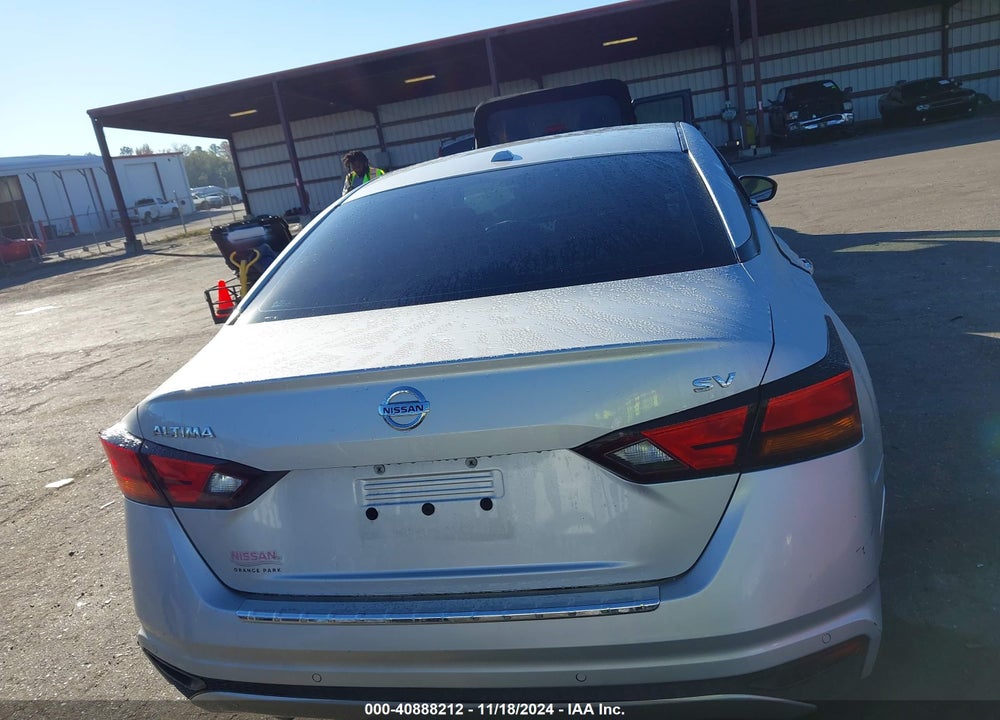 2021 NISSAN ALTIMA SV FWD VIN: 1N4BL4DV0MN381442
