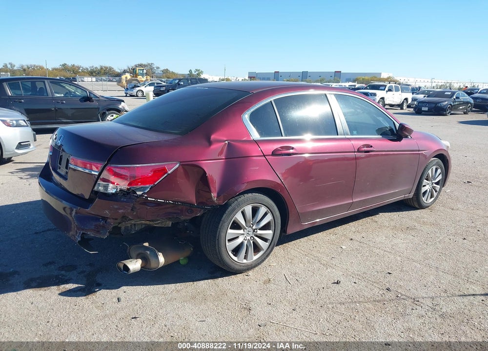 2012 HONDA ACCORD 2.4 EX VIN: 1HGCP2F71CA197852