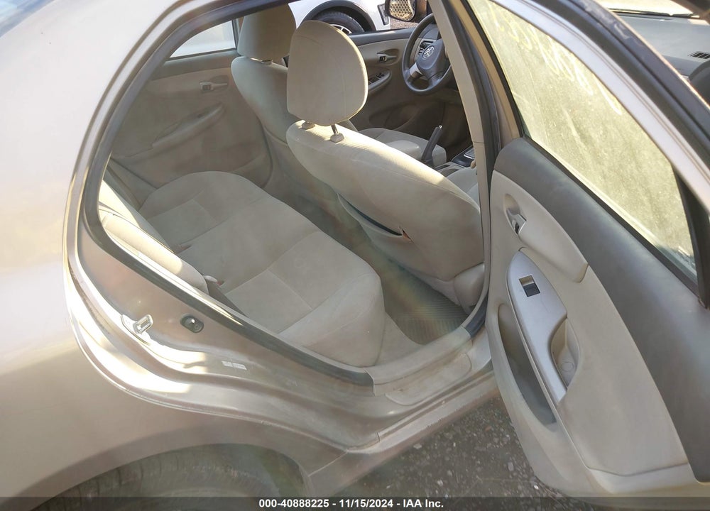 2010 TOYOTA COROLLA LE VIN: 1NXBU4EE3AZ237807