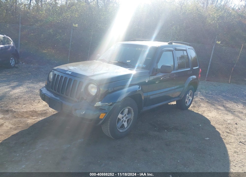 2005 JEEP LIBERTY RENEGADE VIN: 1J4GL38K65W690395