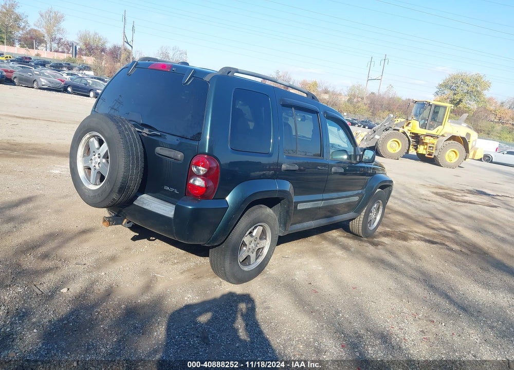 2005 JEEP LIBERTY RENEGADE VIN: 1J4GL38K65W690395