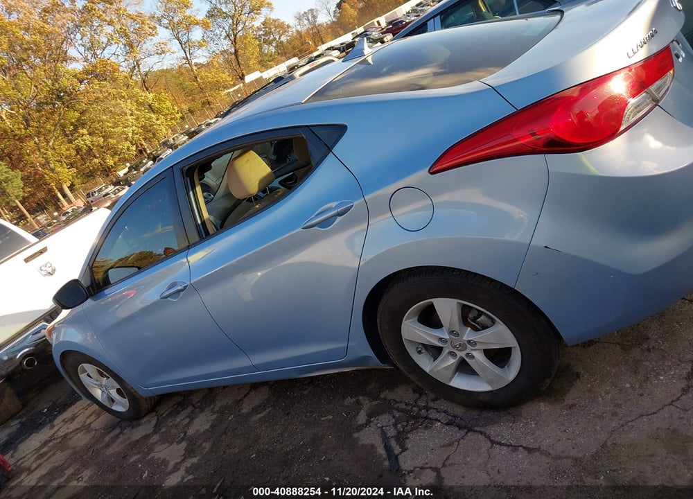 2012 HYUNDAI ELANTRA VIN: KMHDH4AE1CU337202