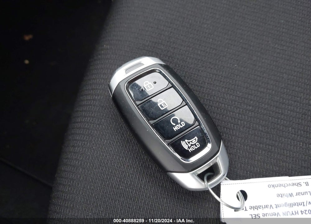 2024 HYUNDAI VENUE SEL VIN: KMHRC8A32RU317852