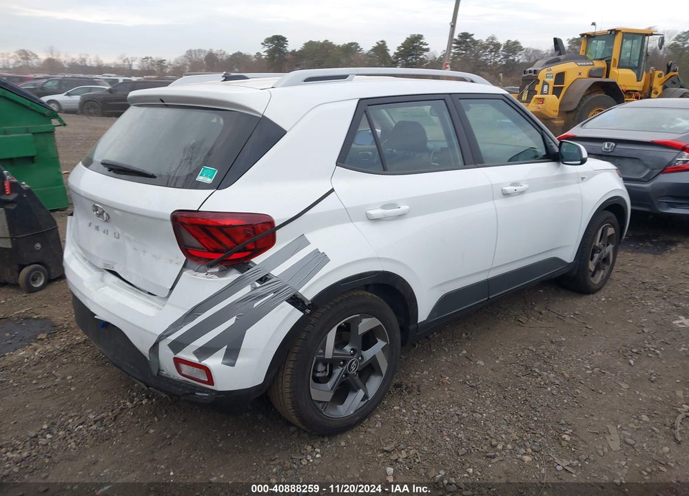 2024 HYUNDAI VENUE SEL VIN: KMHRC8A32RU317852
