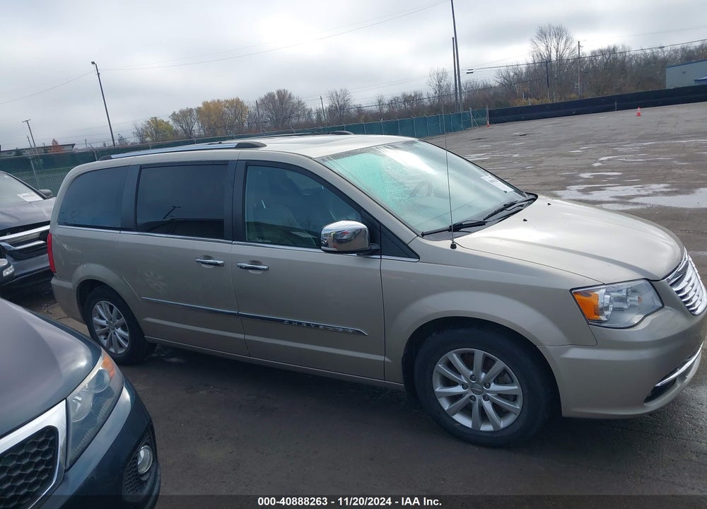 2016 CHRYSLER TOWN & COUNTRY LIMITED PLATINUM VIN: 2C4RC1GG0GR110909