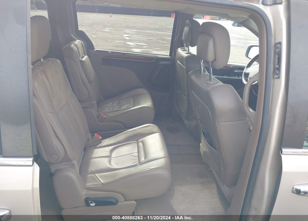 2016 CHRYSLER TOWN & COUNTRY LIMITED PLATINUM VIN: 2C4RC1GG0GR110909