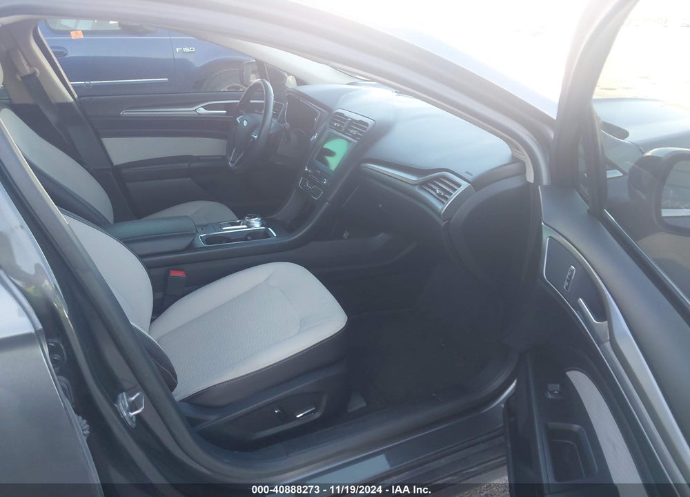 2019 FORD FUSION VIN: 3FA6P0HD5KR282724