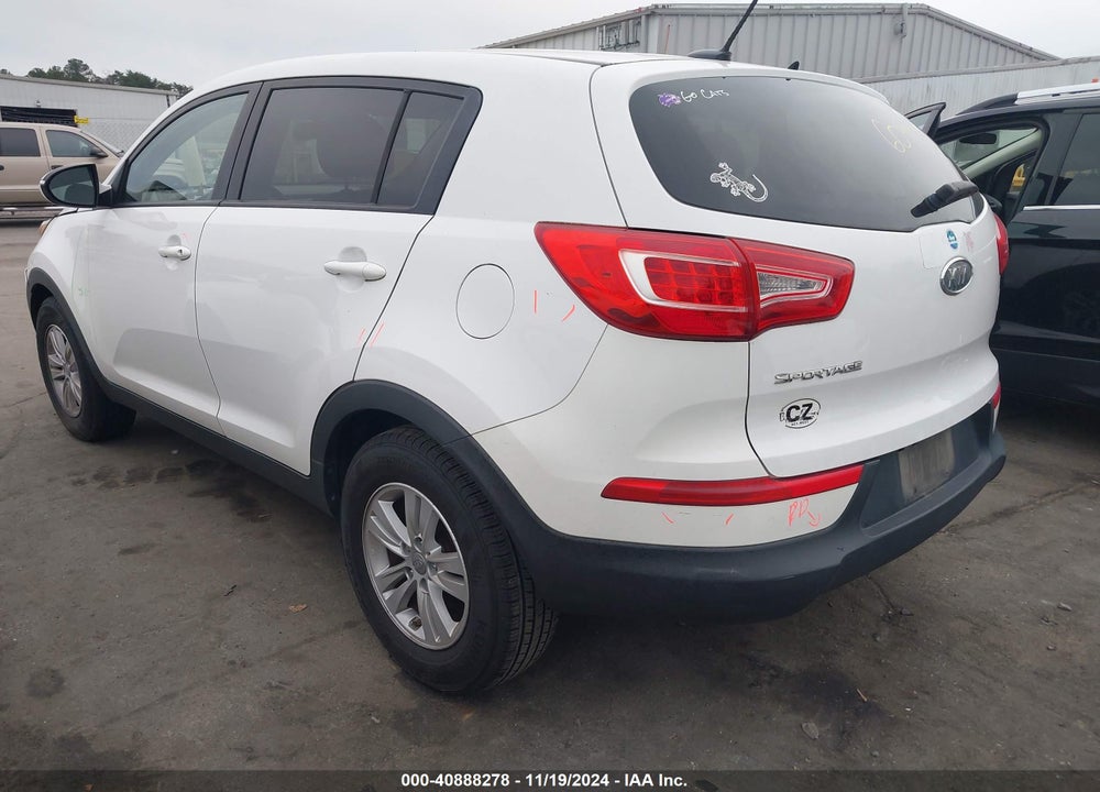 2011 KIA SPORTAGE LX VIN: KNDPB3A25B7084742