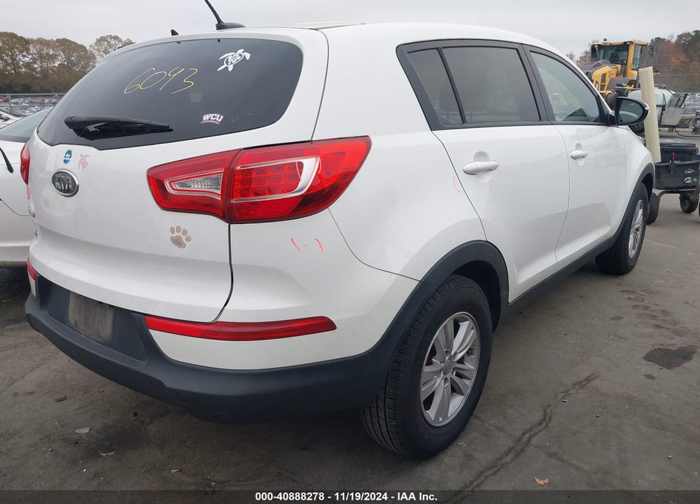 2011 KIA SPORTAGE LX VIN: KNDPB3A25B7084742