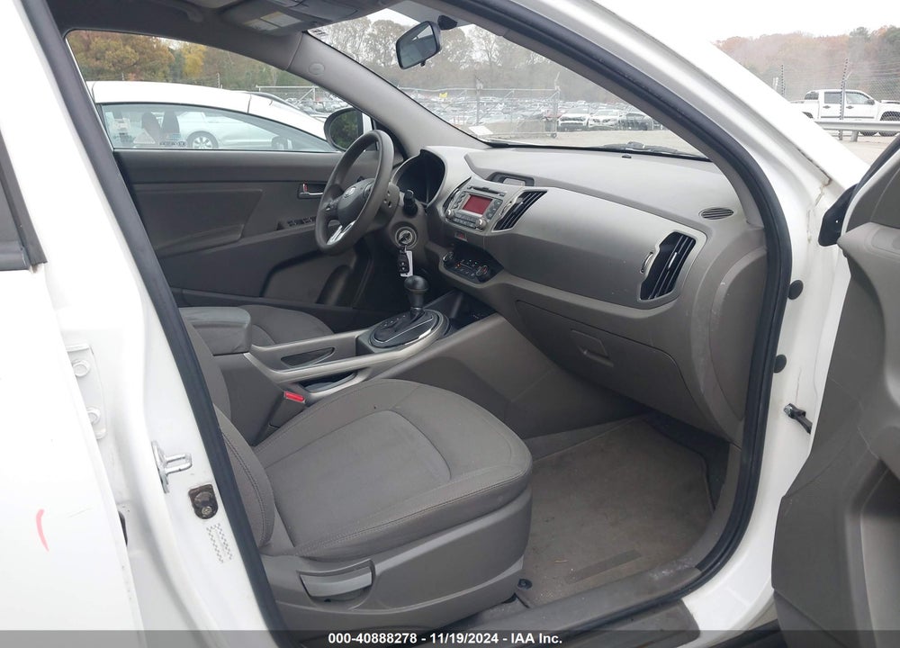 2011 KIA SPORTAGE LX VIN: KNDPB3A25B7084742