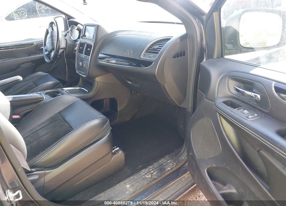 2014 DODGE GRAND CARAVAN SXT 30TH ANNIVERSARY VIN: 2C4RDGCGXER424361