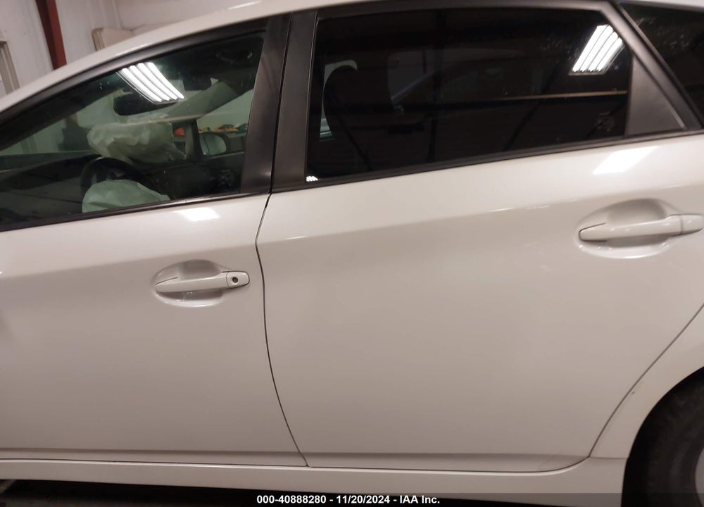 2011 TOYOTA PRIUS FOUR VIN: JTDKN3DU6B0329135